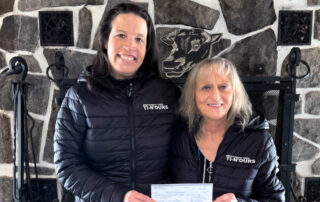 Tanya Girard et Carole St-Louis, gagnantes du 50e tirage.